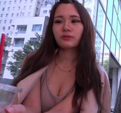Aiko - Aiko 21ans, fait la connaissance de J&M (2019/HD)