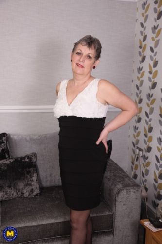 Marika (EU) (57) - Marika is an older lady that loves to play with her wet shaved pussy when shes alone at home (2019/SD)